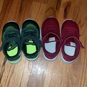 Bundle of 2 baby shoes